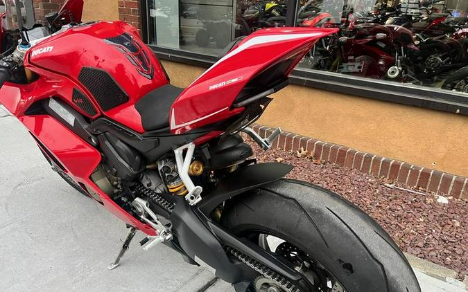 2021 Ducati Panigale V4 S Ducati Red