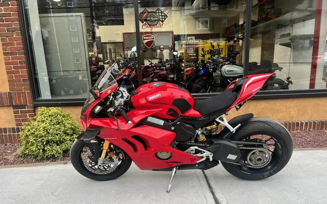 2021 Ducati Panigale V4 S Ducati Red