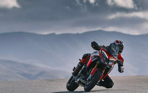 2022 Ducati Multistrada V4 Pikes Peak