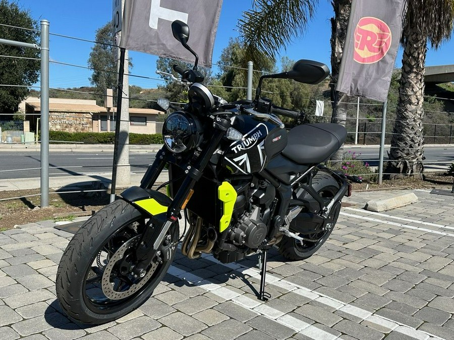 2024 Triumph Trident 660 Jet Black/Triumph Racing Yellow