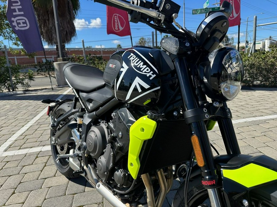 2024 Triumph Trident 660 Jet Black/Triumph Racing Yellow