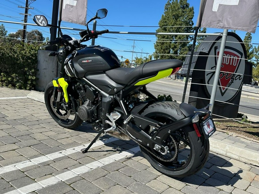 2024 Triumph Trident 660 Jet Black/Triumph Racing Yellow