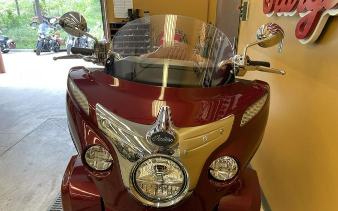 2018 Indian Motorcycle® Roadmaster® ABS Burgundy Metallic