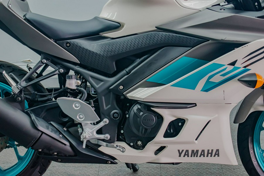 2024 Yamaha YZF-R3