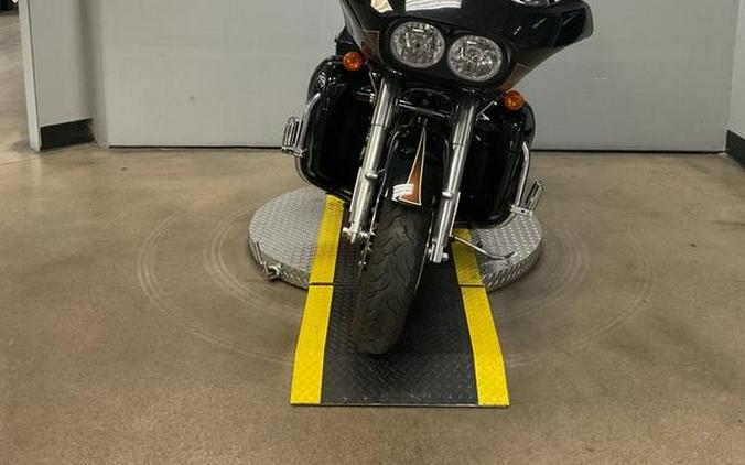 2011 Harley-Davidson® FLTRU-103