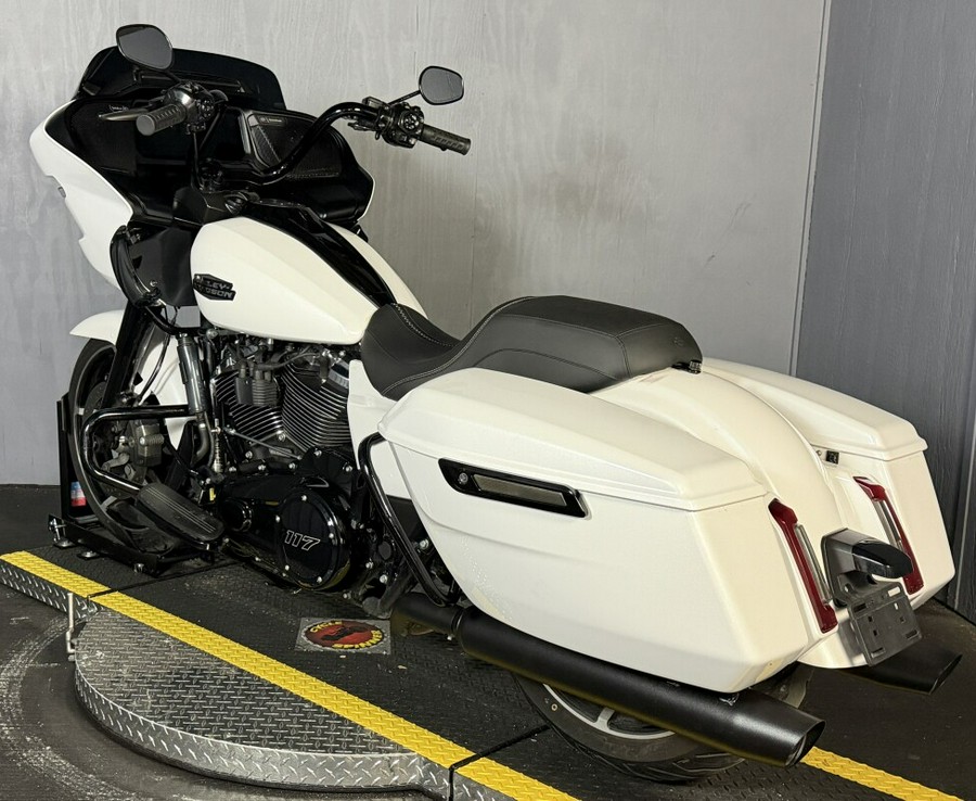 2024 Harley-Davidson® Road Glide® FLTRX WHITE ONYX PRL