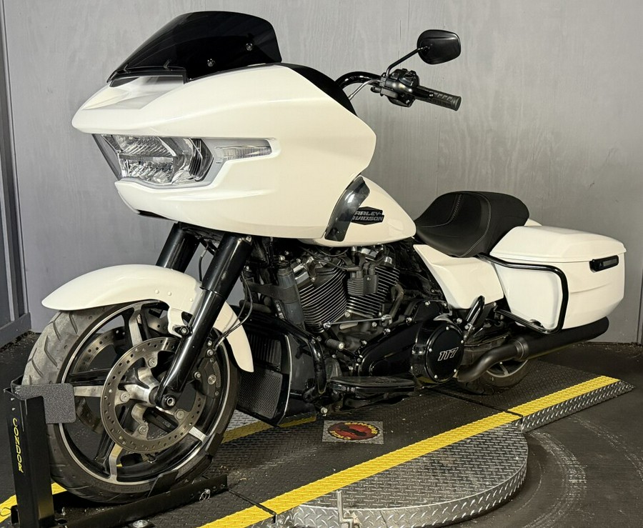 2024 Harley-Davidson® Road Glide® FLTRX WHITE ONYX PRL