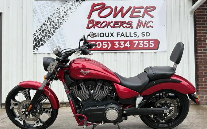 2016 VICTORY VEGAS 8 BALL