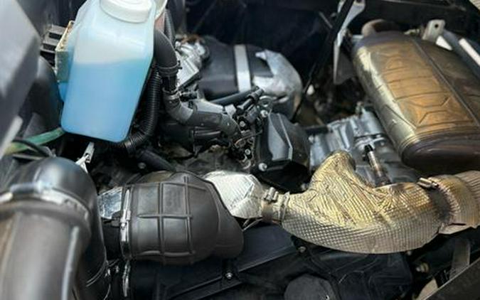 2025 Can-Am Defender DPS CAB