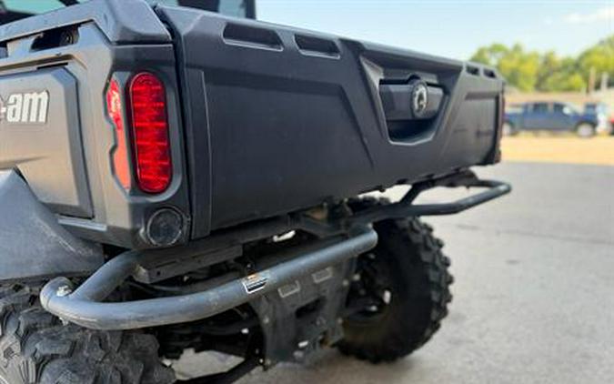 2025 Can-Am Defender DPS CAB