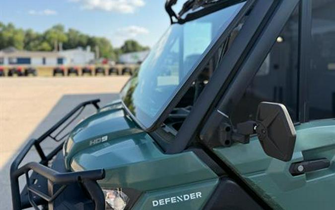 2025 Can-Am Defender DPS CAB