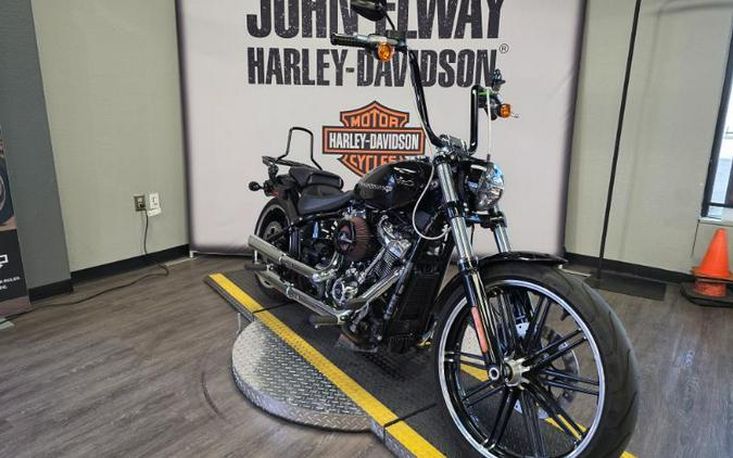 2018 Harley-Davidson FXBR SOFTAIL BREAKOUT