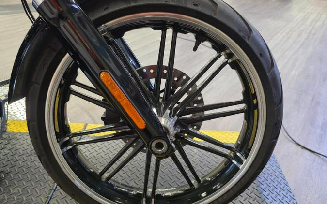 2018 Harley-Davidson FXBR SOFTAIL BREAKOUT