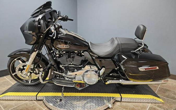 2024 Harley-Davidson® FLHX - Street Glide®