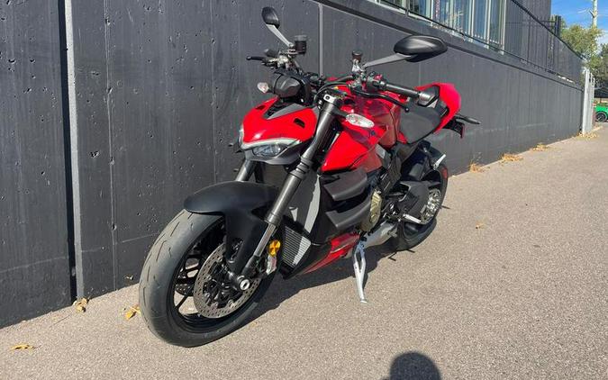 2024 Ducati Streetfighter V4 Red