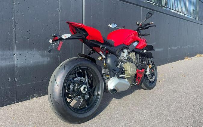 2024 Ducati Streetfighter V4 Red