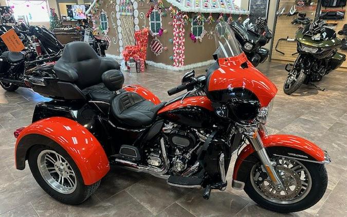 2020 Harley-Davidson® Tri Glide® Ultra RED & BLACK