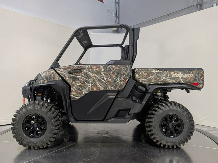 2026 Can-Am Defender X Mr HD11 With Half-Doors Dark Wildland C