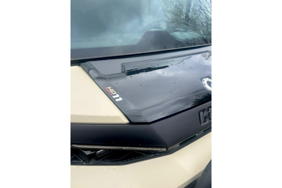 2026 Can-Am Defender Limited HD11