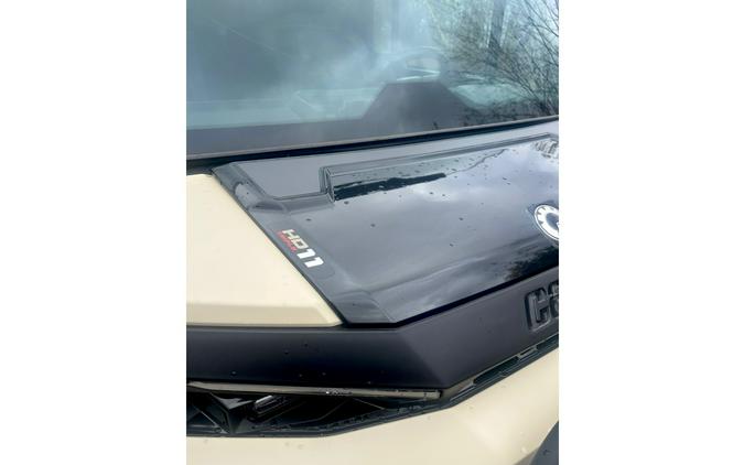 2026 Can-Am Defender Limited HD11