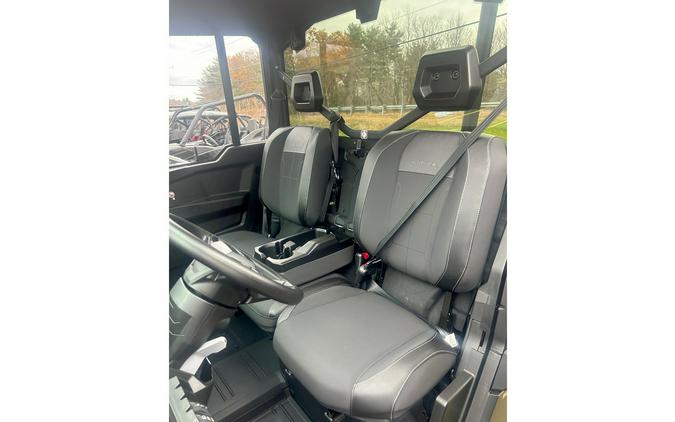 2026 Can-Am Defender Limited HD11