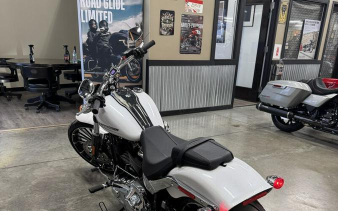 2024 Harley-Davidson Breakout 117