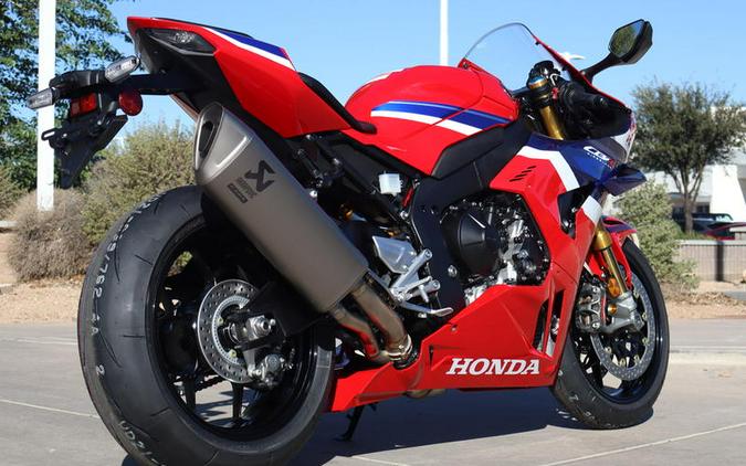 2026 Honda® CBR1000RR-R Fireblade SP