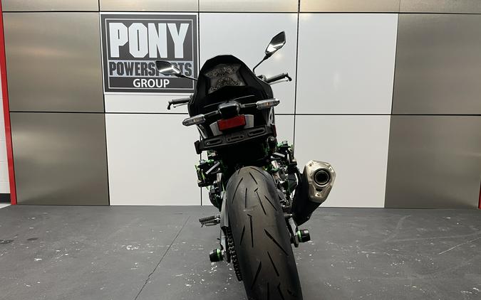 2024 Kawasaki Z900 SE