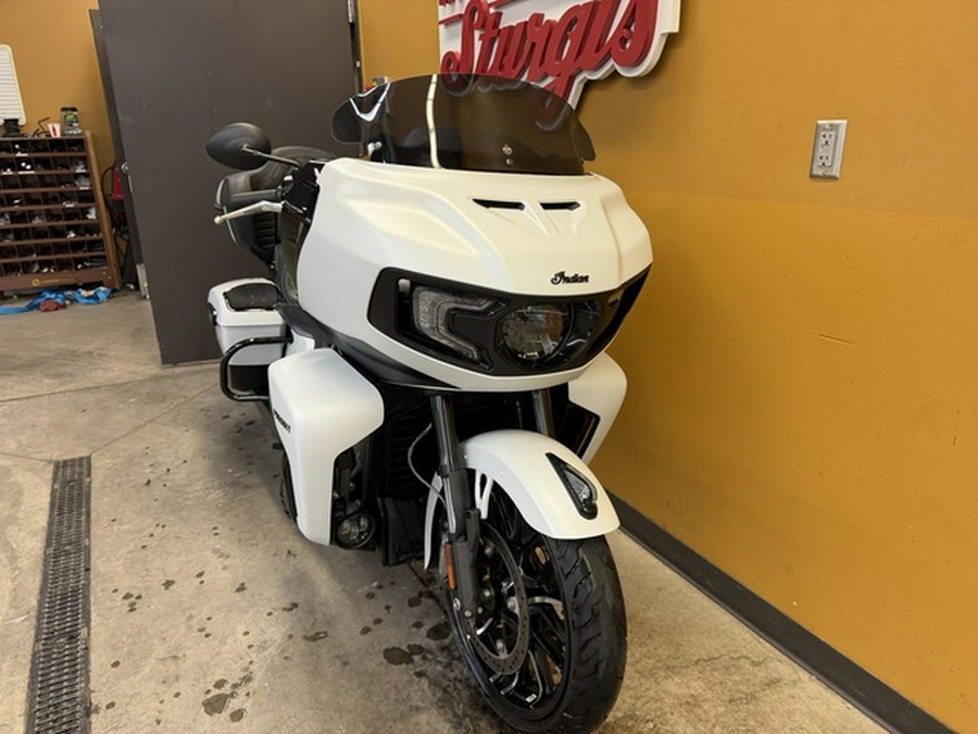 2024 Indian Pursuit Dark Horse w/PowerBand Audio Pkg Icon Ghost White Metallic Smoke