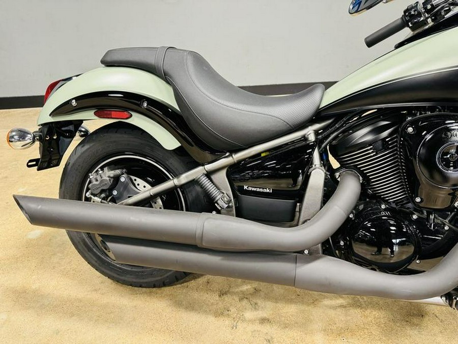 2023 Kawasaki Vulcan® 900 Custom