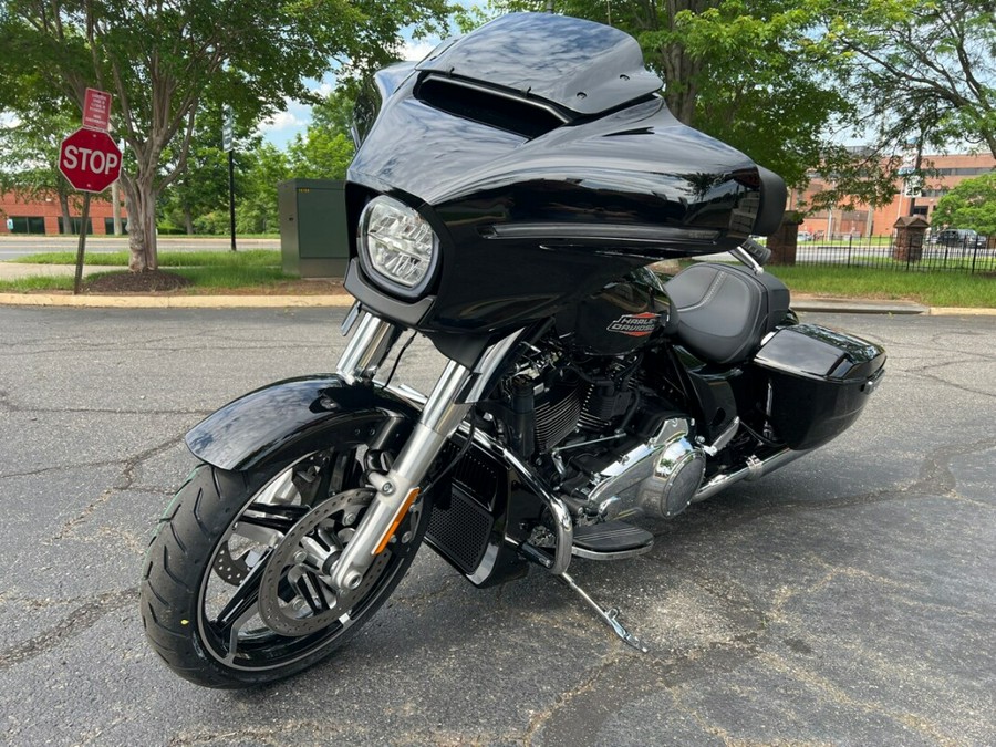 2024 FLHX Street Glide®