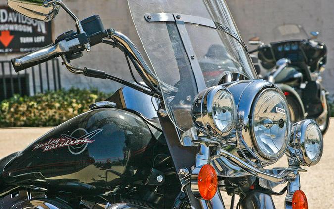 2006 Harley-Davidson® FLHRCI - Road King® Classic