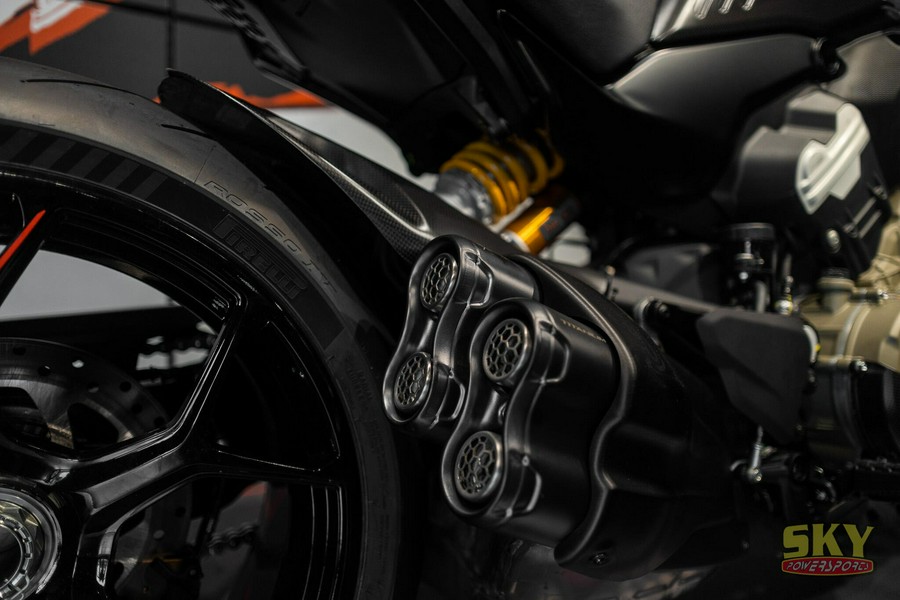 2026 Ducati Diavel V4 RS