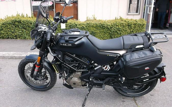 2023 Husqvarna® Svartpilen 401 LOADED