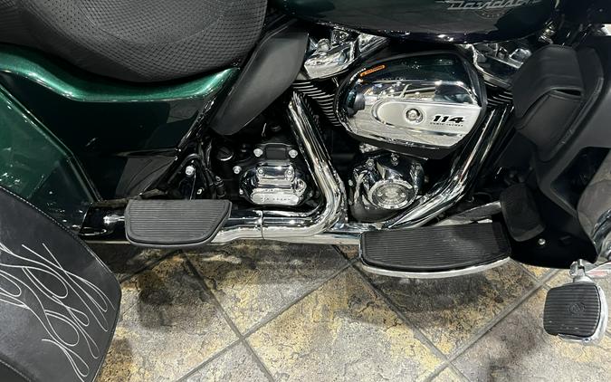 2021 Harley-Davidson Tri Glide Ultra Snake Venom