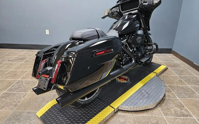 2024 Harley-Davidson® FLHX - Street Glide®