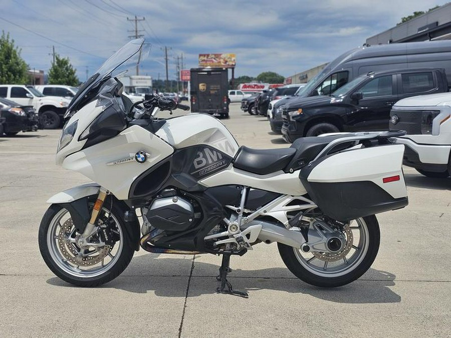 2018 BMW R 1200 RT Alpine White Premium