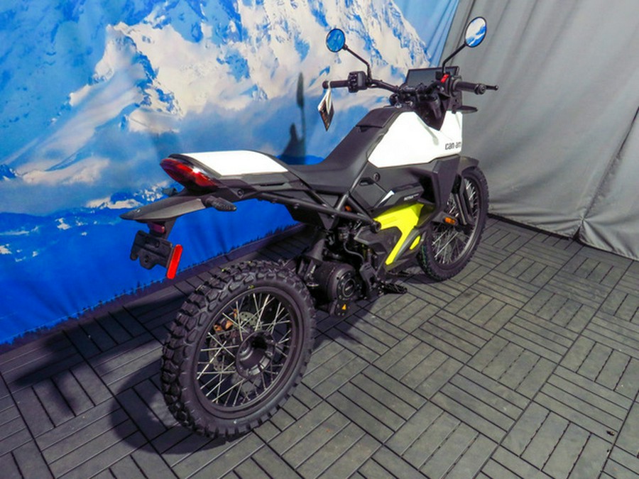 2025 Can-Am Origin White