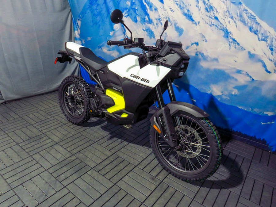 2025 Can-Am Origin White