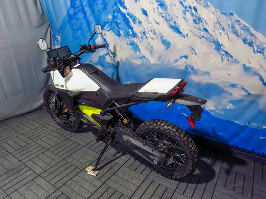 2025 Can-Am Origin White