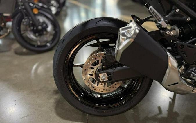 2026 Kawasaki Z900 ABS