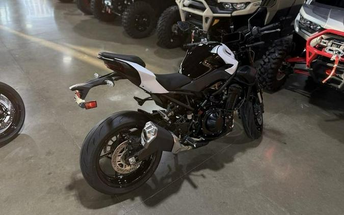2026 Kawasaki Z900 ABS