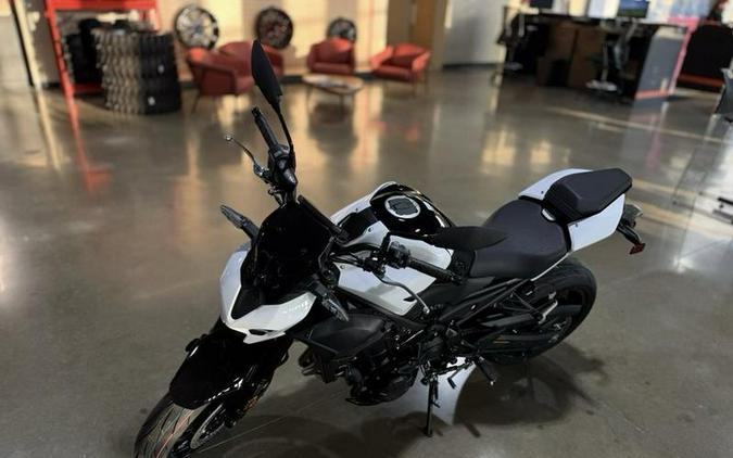 2026 Kawasaki Z900 ABS