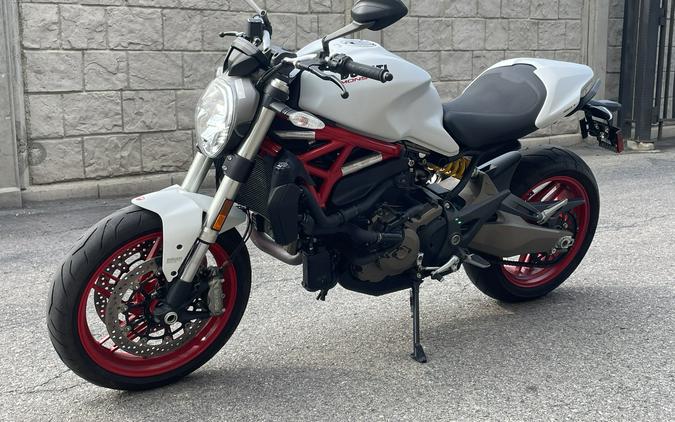 2016 Ducati Monster 821 Dark