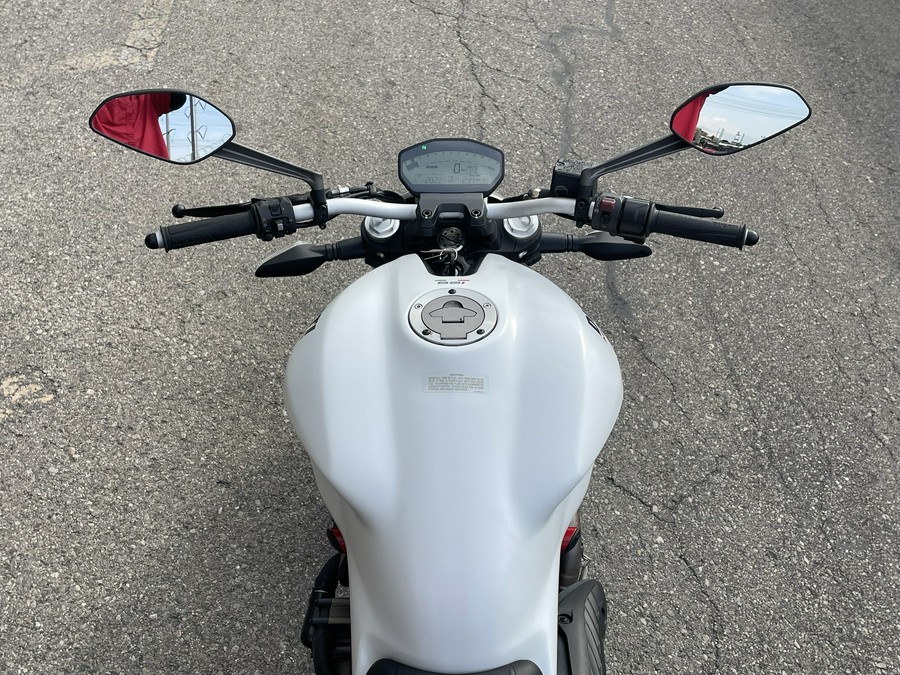 2016 Ducati Monster 821 Dark