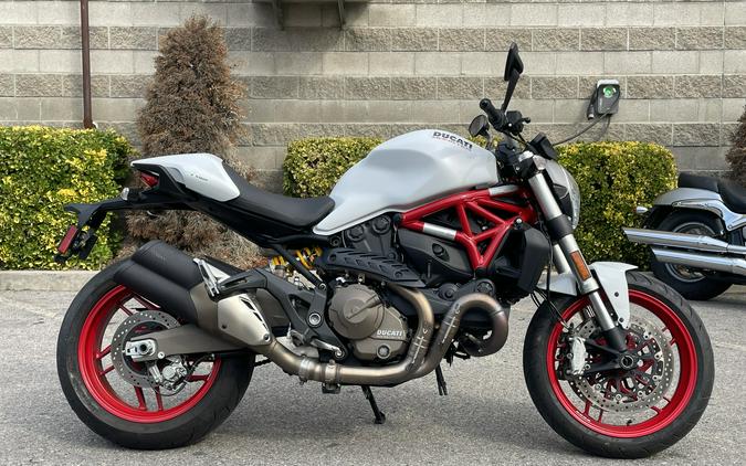2016 Ducati Monster 821 Dark