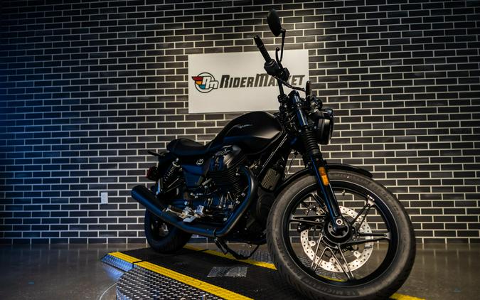 2026 Moto Guzzi V7 Stone