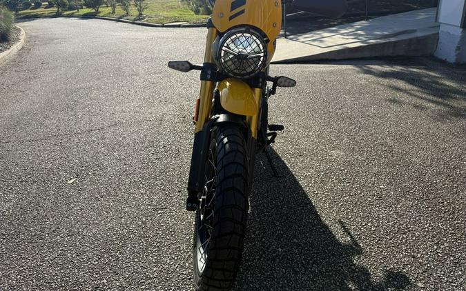 2026 Triumph Scrambler 400 XC Racing Yellow