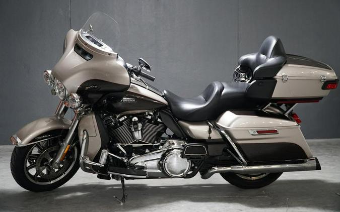 2018 Harley-Davidson® FLHTCU - Electra Glide® Ultra Classic®