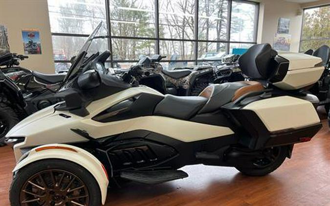 2024 Can-Am Spyder RT Sea-to-Sky